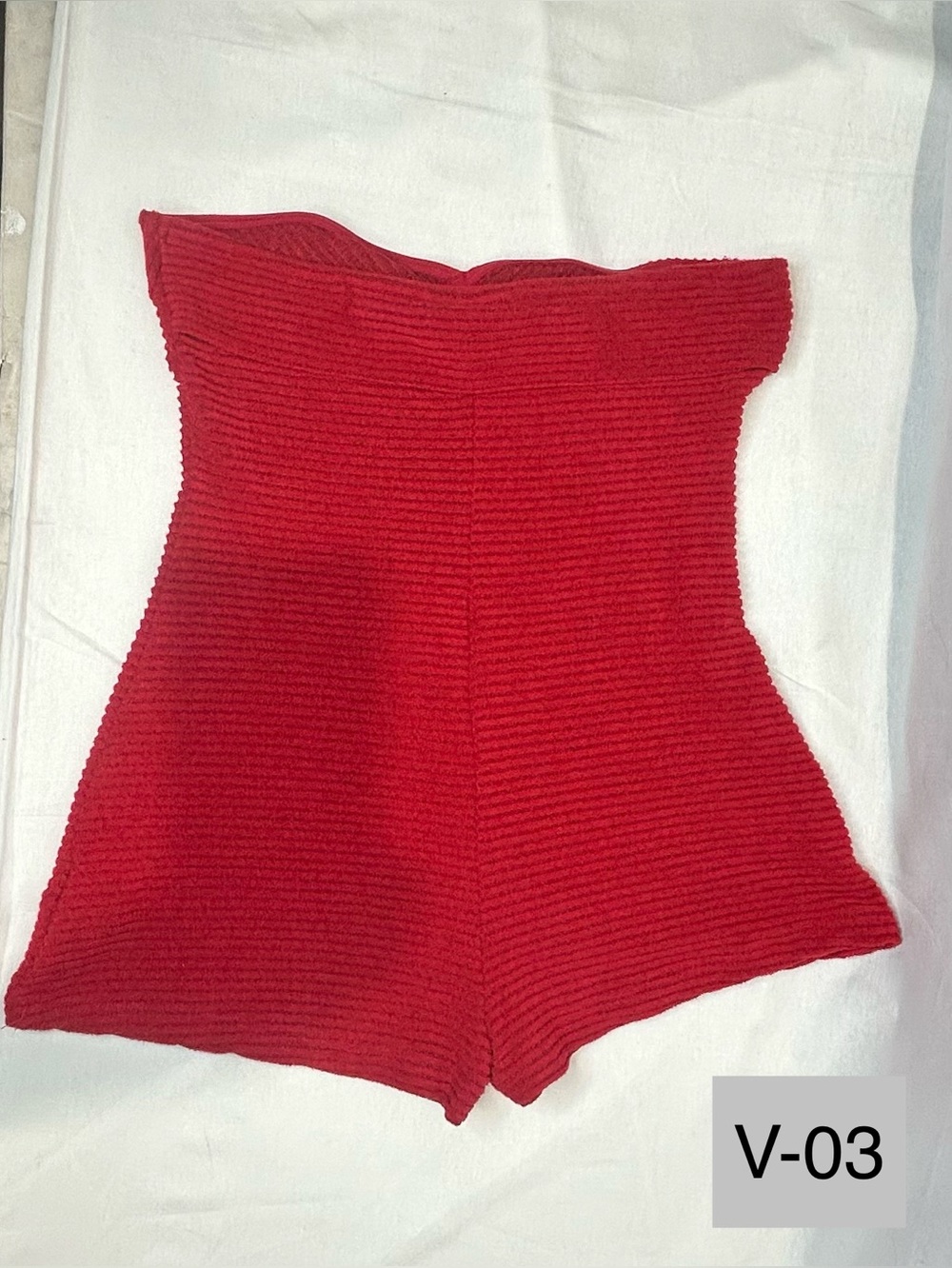 Red Ribbed Strapless Knit Romper - Picture 4 of 4